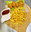 Chicken Wings with Chips (4 pieces)